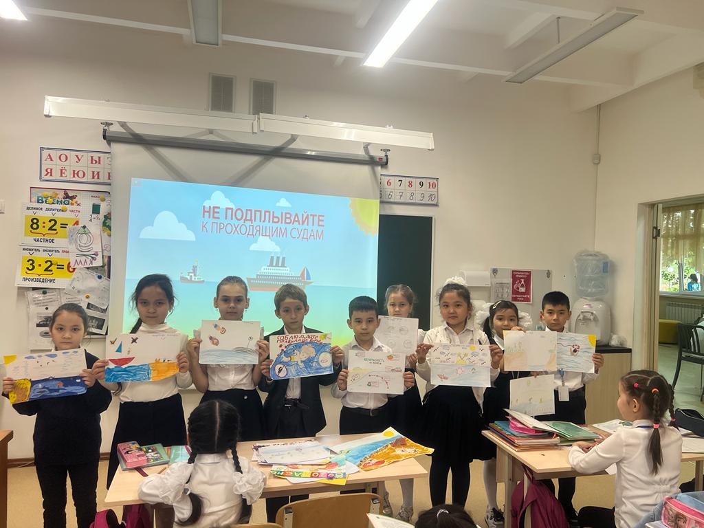 11.05, для учащихся 1-11 классов прошли классные часы на тему «Безопасность на воде», с просмотром видеофильма.