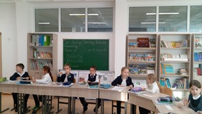 Неміс тілін үйрену оқушыларды Гримм ағайындылардың ертегілерінен бастап Бетховеннің классикалық музыкасына дейінгі бай мәдени мұрамен таныстырады