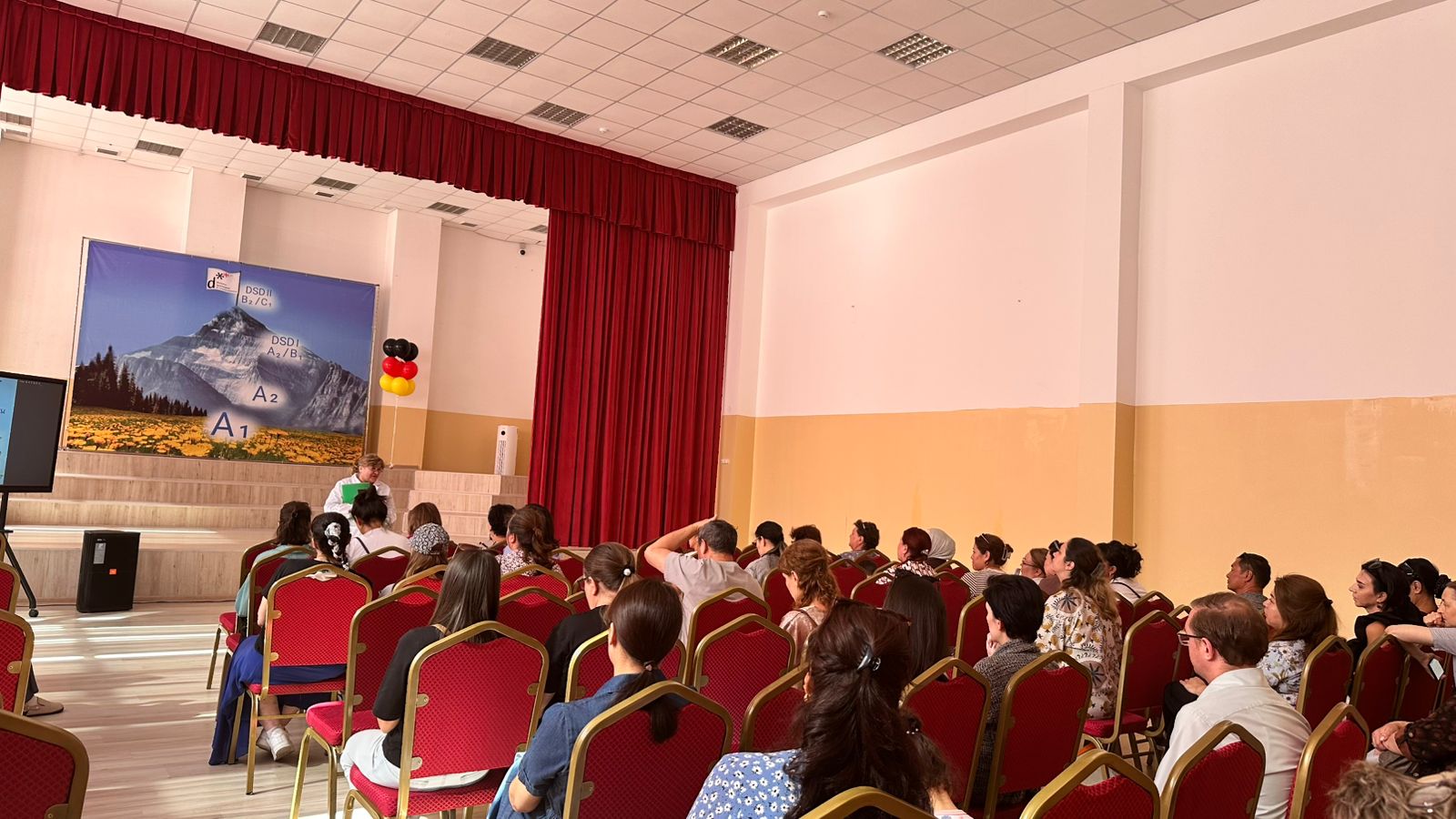 Ата-аналар жиналысы