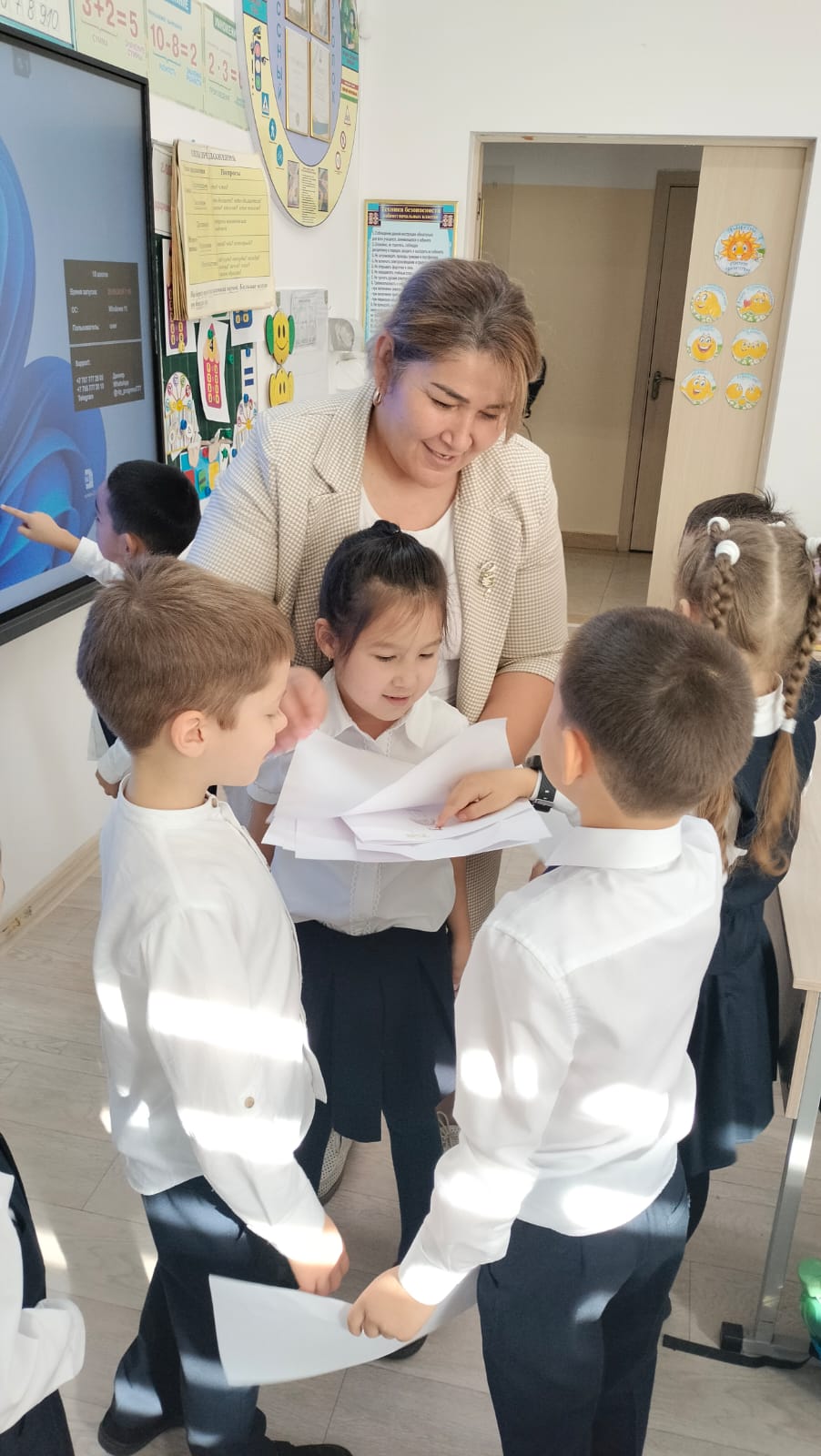 Флешмоб «Менің сүйікті ұстазым»