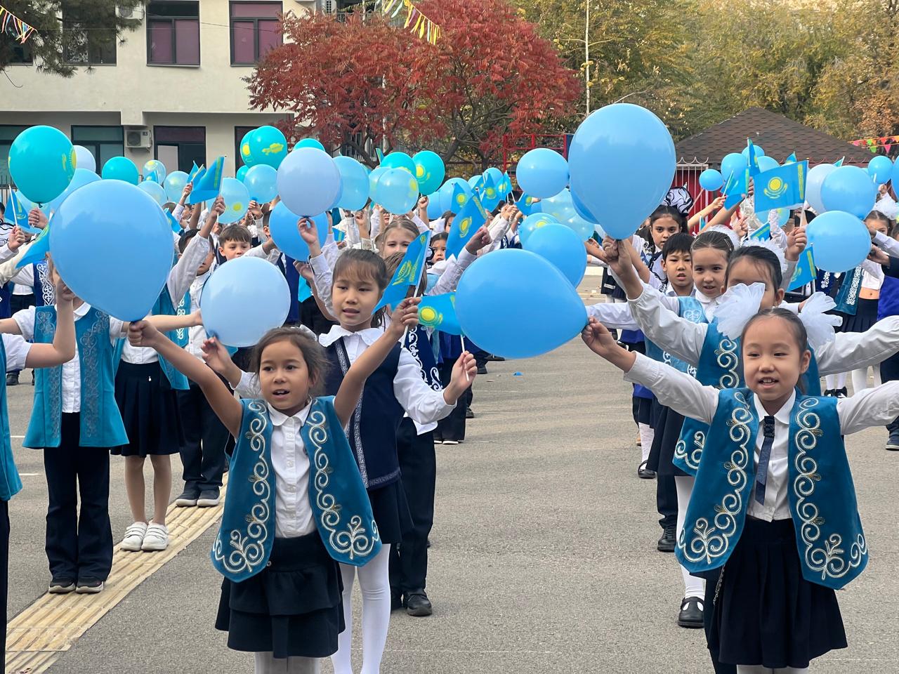 Республика күнімен, Қазақстан!